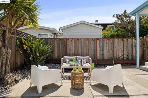Exterior - 3287 Briggs Ave, Alameda, CA 94501 photo 6 of 12
