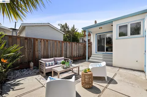 Exterior - 3287 Briggs Ave, Alameda, CA 94501 photo 8 of 12