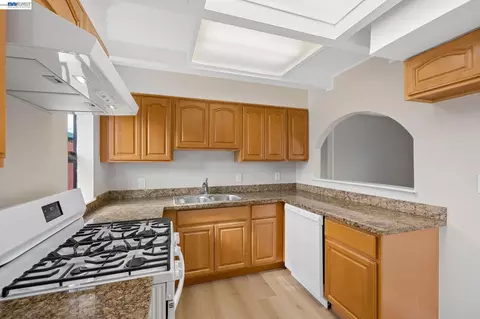 Kitchen - 6474 George Ave, Newark, CA 94560 photo 3 of 4