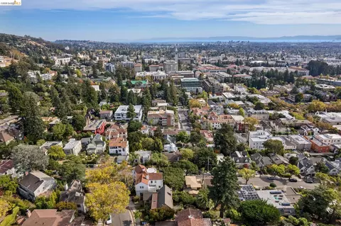 View/Area - 2605 Hilgard Ave, Berkeley, CA 94709 photo 6 of 18
