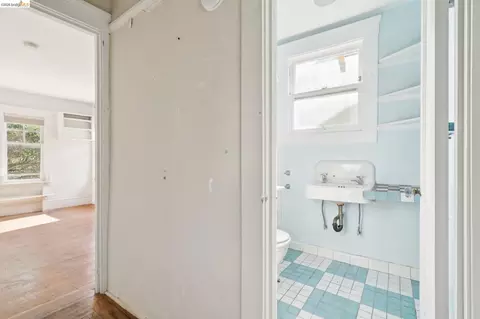 Entry Way - 2605 Hilgard Ave, Berkeley, CA 94709 photo 7 of 7