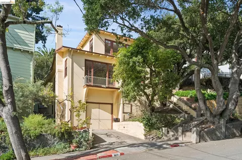 Exterior - 2605 Hilgard Ave, Berkeley, CA 94709 photo 2 of 12