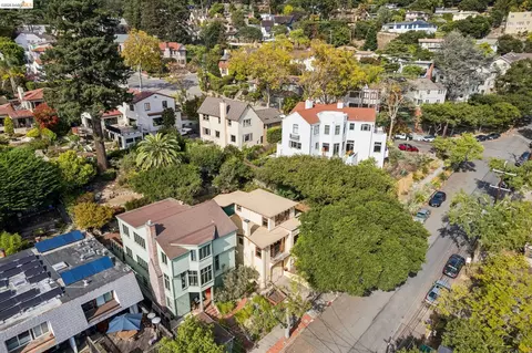 View/Area - 2605 Hilgard Ave, Berkeley, CA 94709 photo 2 of 18