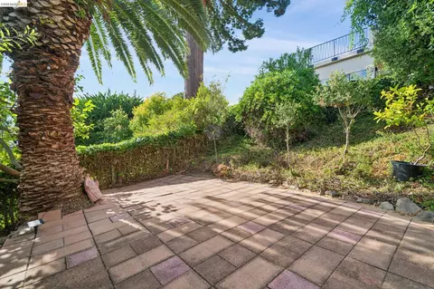 Exterior - 2605 Hilgard Ave, Berkeley, CA 94709 photo 11 of 12