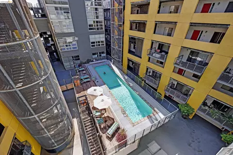 Exterior - 311 Oak St #842, Oakland, CA 94607 photo 2 of 4