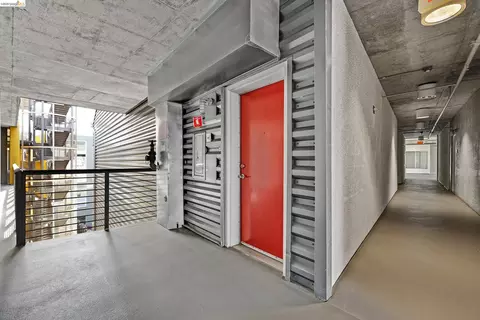 Entry Way - 311 Oak St #842, Oakland, CA 94607 photo 1 of 1