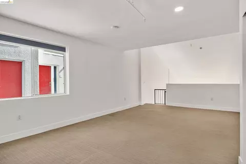 Living - 311 Oak St #842, Oakland, CA 94607 photo 6 of 6