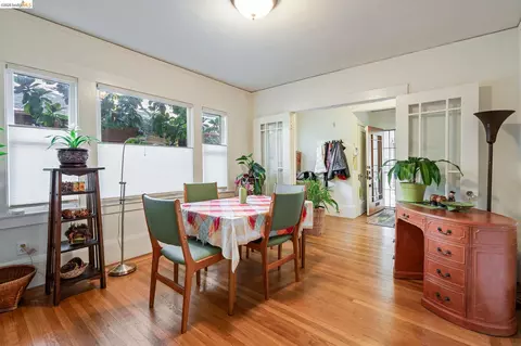 Dining - 3048 Halcyon Ct, Berkeley, CA 94705 photo 1 of 2