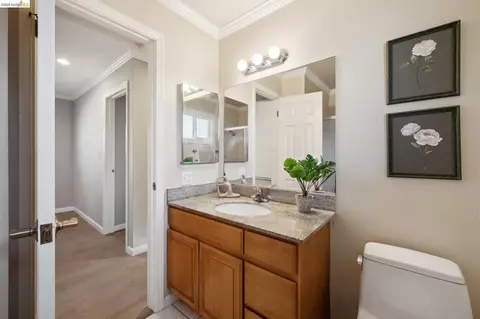 Bath - 2121 166th Ave, San Leandro, CA 94578 photo 6 of 7