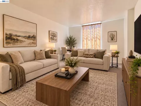 Living - 38 Kelloch Ave, San Francisco, CA 94134 photo 1 of 3