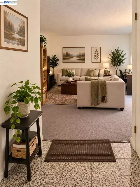 Entry Way - 38 Kelloch Ave, San Francisco, CA 94134 photo 1 of 3
