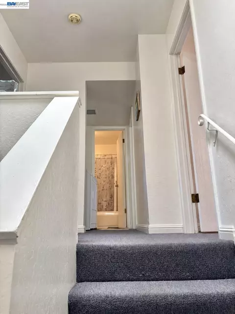 Entry Way - 38 Kelloch Ave, San Francisco, CA 94134 photo 2 of 3