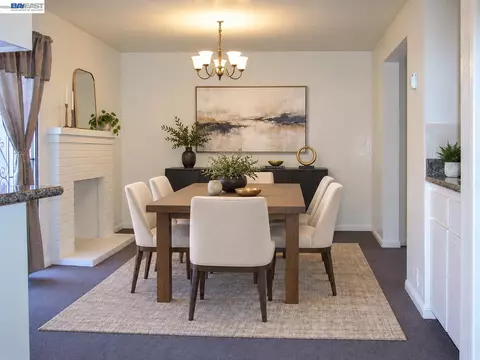 Dining - 38 Kelloch Ave, San Francisco, CA 94134 photo 1 of 1