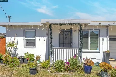 Exterior - 37258 Locust St, Newark, CA 94560 photo 6 of 8