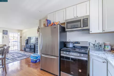 Kitchen - 37258 Locust St, Newark, CA 94560 photo 2 of 2