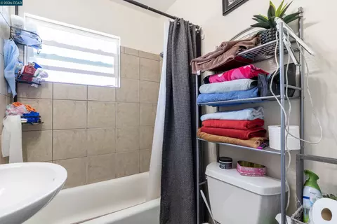 Bath - 37258 Locust St, Newark, CA 94560 photo 2 of 2
