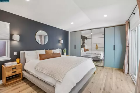 Bedroom - 4893 Shadowfalls Dr, Martinez, CA 94553 photo 9 of 11