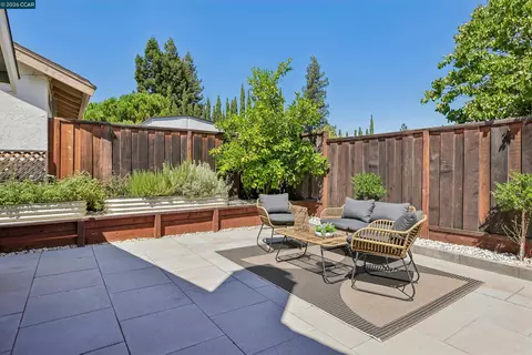 Exterior - 4893 Shadowfalls Dr, Martinez, CA 94553 photo 9 of 15