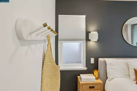 Bedroom - 4893 Shadowfalls Dr, Martinez, CA 94553 photo 8 of 11