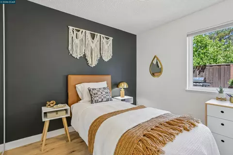 Bedroom - 4893 Shadowfalls Dr, Martinez, CA 94553 photo 1 of 11