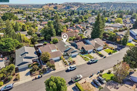 View/Area - 4893 Shadowfalls Dr, Martinez, CA 94553 photo 4 of 6