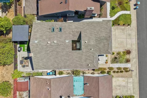 View/Area - 4893 Shadowfalls Dr, Martinez, CA 94553 photo 2 of 6