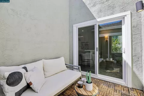 Exterior - 4893 Shadowfalls Dr, Martinez, CA 94553 photo 5 of 15