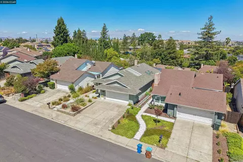 View/Area - 4893 Shadowfalls Dr, Martinez, CA 94553 photo 1 of 6