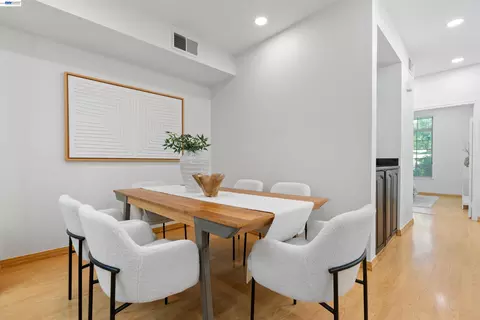 Dining - 7722 Chantilly Dr, Dublin, CA 94568 photo 1 of 2