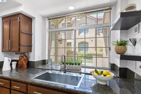 Kitchen - 7722 Chantilly Dr, Dublin, CA 94568 photo 2 of 6