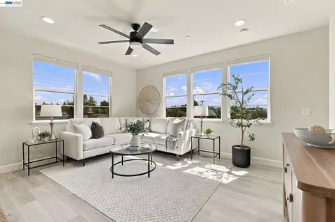 Living - 37508 Zephyr Ter, Fremont, CA 94536 photo 1 of 1