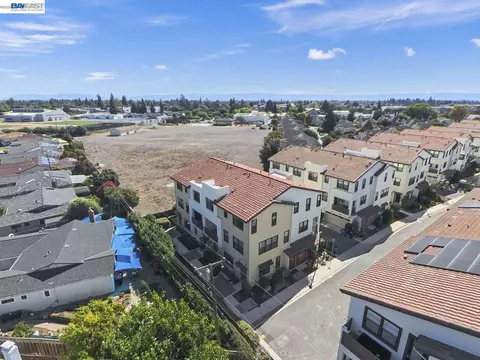 View/Area - 37508 Zephyr Ter, Fremont, CA 94536 photo 3 of 4