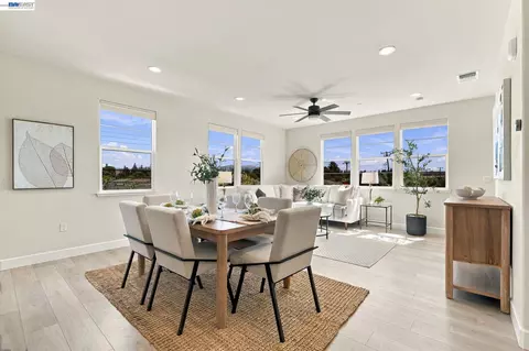 Dining - 37508 Zephyr Ter, Fremont, CA 94536 photo 2 of 3