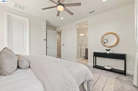 Bedroom - 37508 Zephyr Ter, Fremont, CA 94536 photo 7 of 13