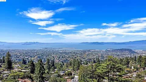 View/Area - 935 Grizzly Peak Blvd, Berkeley, CA 94708 photo 3 of 10