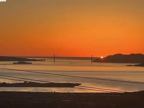 View/Area - 935 Grizzly Peak Blvd, Berkeley, CA 94708 photo 1 of 10