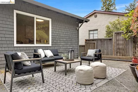Exterior - 935 Grizzly Peak Blvd, Berkeley, CA 94708 photo 8 of 12