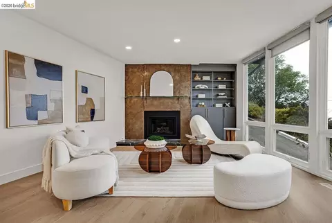 Living - 935 Grizzly Peak Blvd, Berkeley, CA 94708 photo 1 of 2