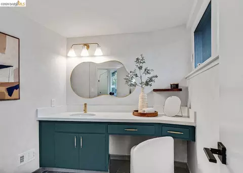 Bath - 935 Grizzly Peak Blvd, Berkeley, CA 94708 photo 1 of 7