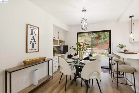 Dining - 28 Harrington Rd, Moraga, CA 94556 photo 3 of 5