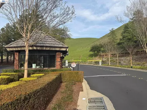 Other - 28 Harrington Rd, Moraga, CA 94556 photo 2 of 7
