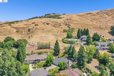 View/Area - 28 Harrington Rd, Moraga, CA 94556 photo 10 of 10