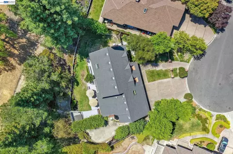 View/Area - 28 Harrington Rd, Moraga, CA 94556 photo 3 of 10