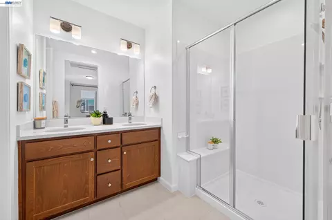 Bath - 5471 Dublin Blvd, Dublin, CA 94568 photo 2 of 3