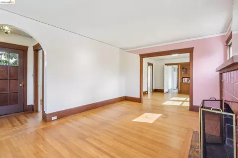 Living - 2144 Oregon St, Berkeley, CA 94705 photo 3 of 12