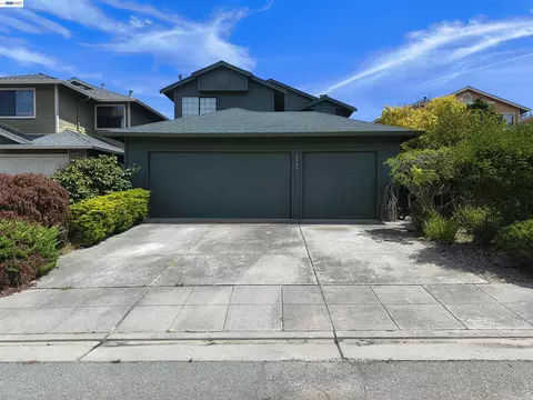 4934 Stoneridge Rd, Oakland, CA 94605
