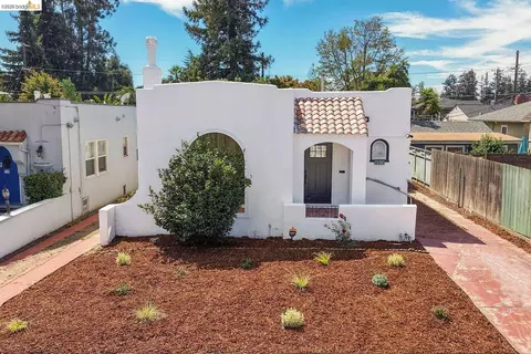 4315 Fleming Ave, Oakland, CA 94619