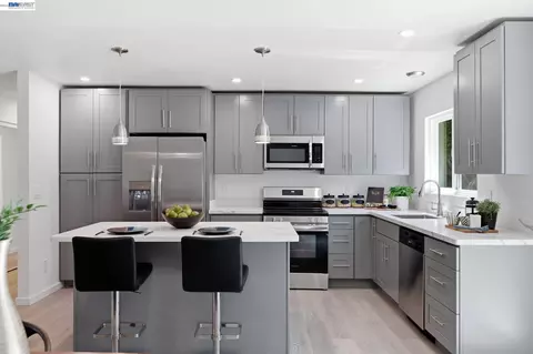 Kitchen - 113 De Paul Dr, Vallejo, CA 94589 photo 2 of 6