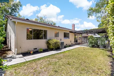 Exterior - 4495 Sweet Shrub Ct, Concord, CA 94521 photo 3 of 6
