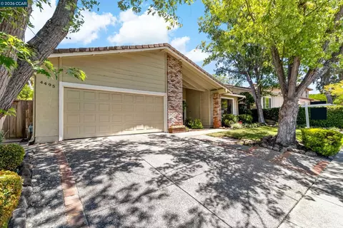 Exterior - 4495 Sweet Shrub Ct, Concord, CA 94521 photo 5 of 6